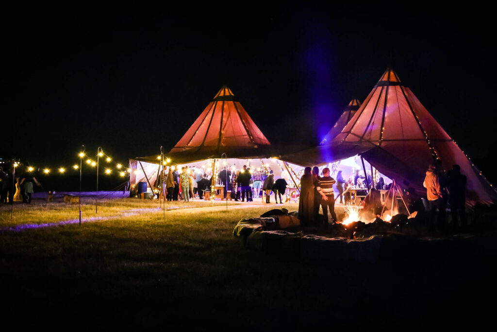 luxurious giant tipis at the charlecote pheasant hotel stratford upon avon_02